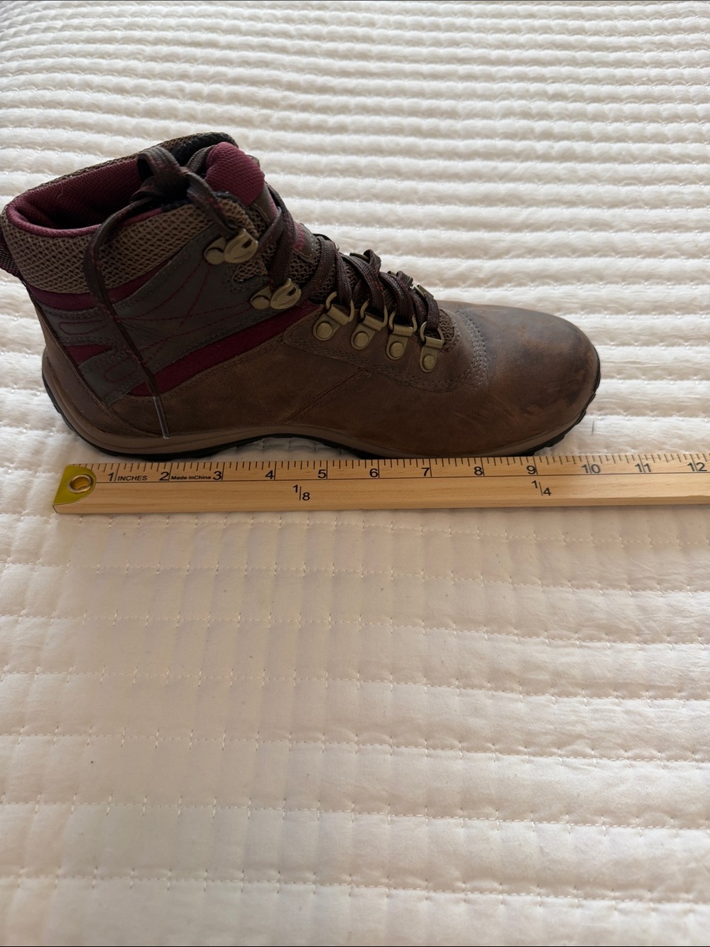 Timberland Women's 7.5 Norwood Mid Waterproof Hiking Boot - Picture 8 of 10